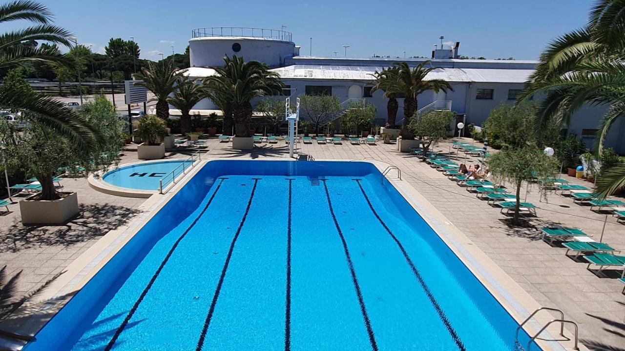 Hotel Cormoran Каттолика Экстерьер фото