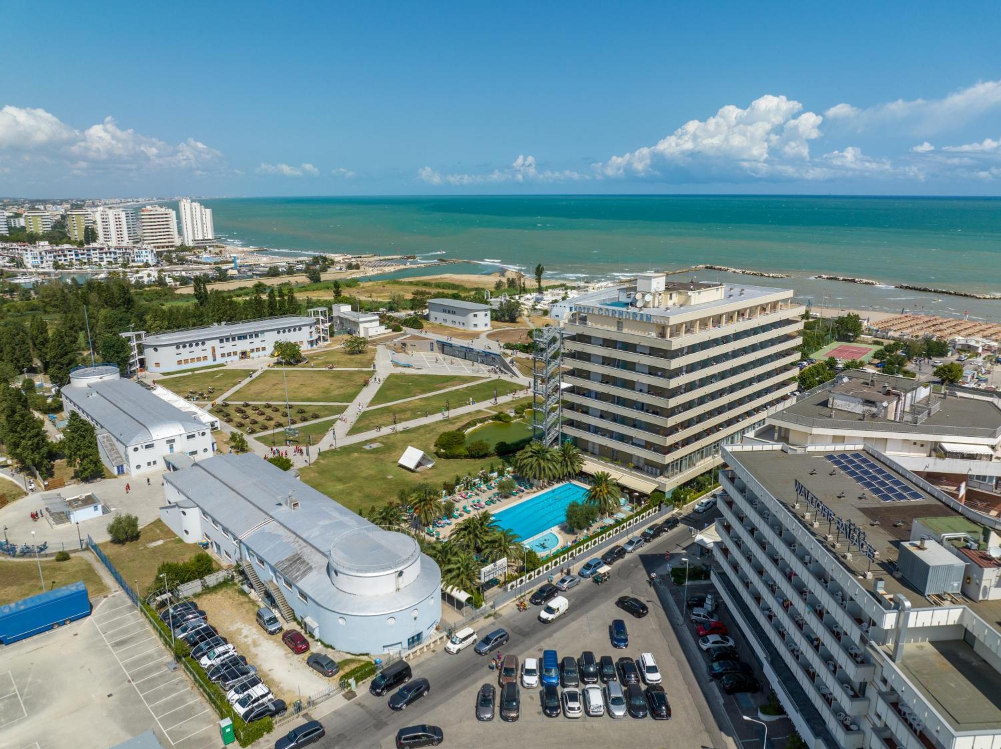Hotel Cormoran Каттолика Экстерьер фото